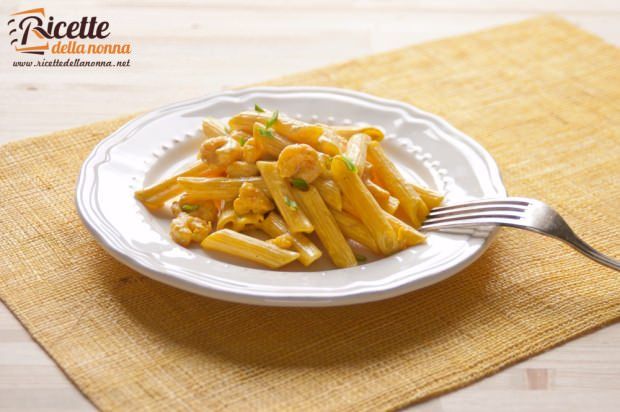 Penne panna gamberi e zafferano ricetta e foto