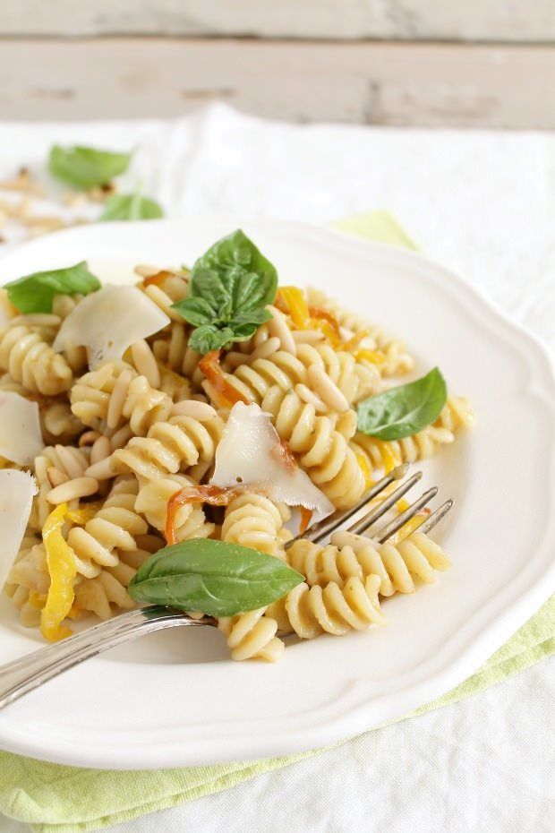 Fusilloni alla crema di melanzane ricetta e foto