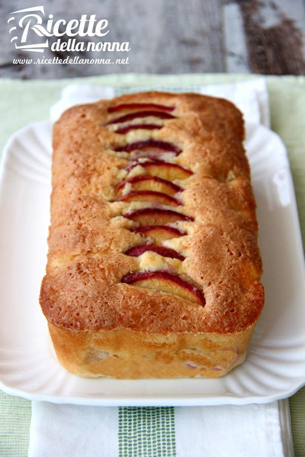 Torta morbida alle pesche ricetta e foto