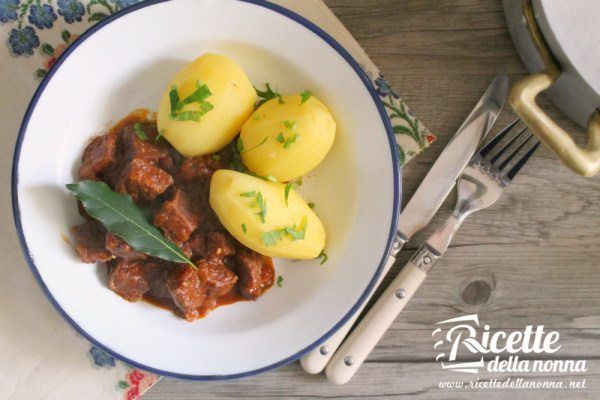 Spezzatino di manzo con paprika