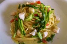 Spaghettini agli scampi e verdure estive