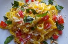 Tagliatelle in salsa di peperoni