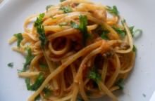 Linguine al sugo di tonno e melanzane