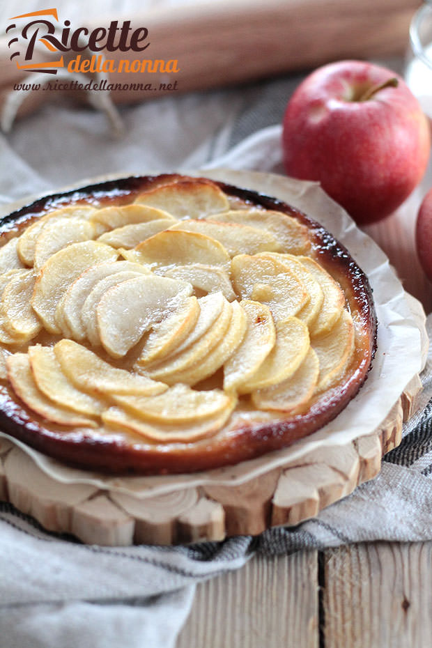 Tarte Tatin alle mele ricetta e foto