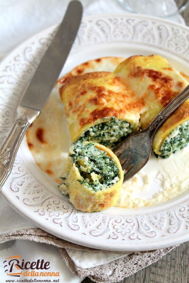 Cannelloni di fritta con spinaci e ricotta ricetta e foto