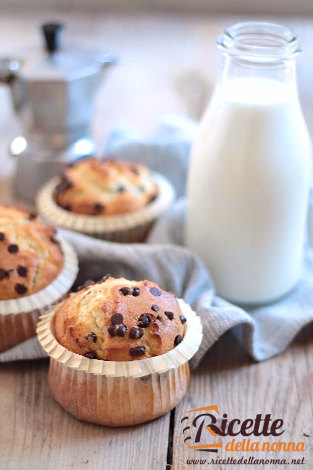 Muffin alle gocce di cioccolato ricetta e foto