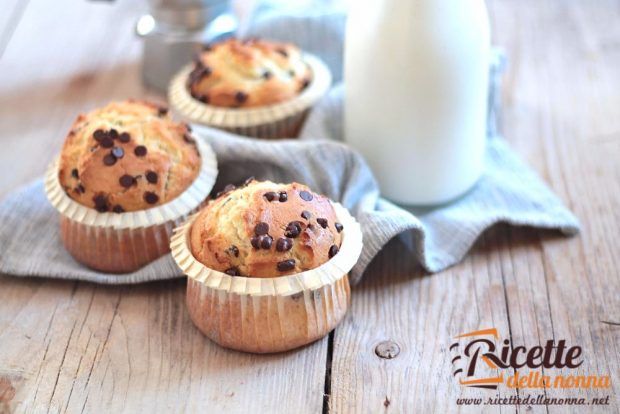 Muffin alle gocce di cioccolato ricetta e foto