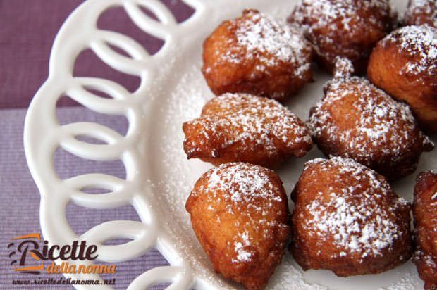 frittelle di riso dolci di Carnevale