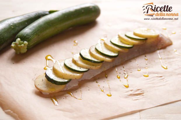 Nasello in crosta di patate e zucchine ricetta e foto