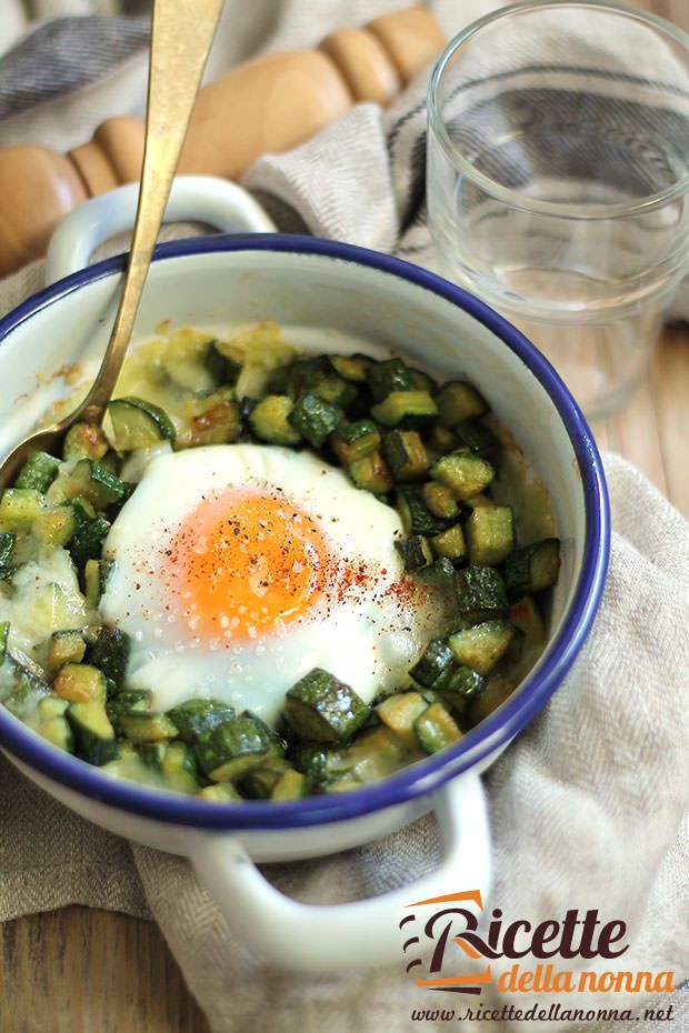 Uova e zucchine al forno con formaggio ricetta e foto