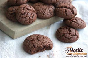 Biscotti al cioccolato fondente senza burro