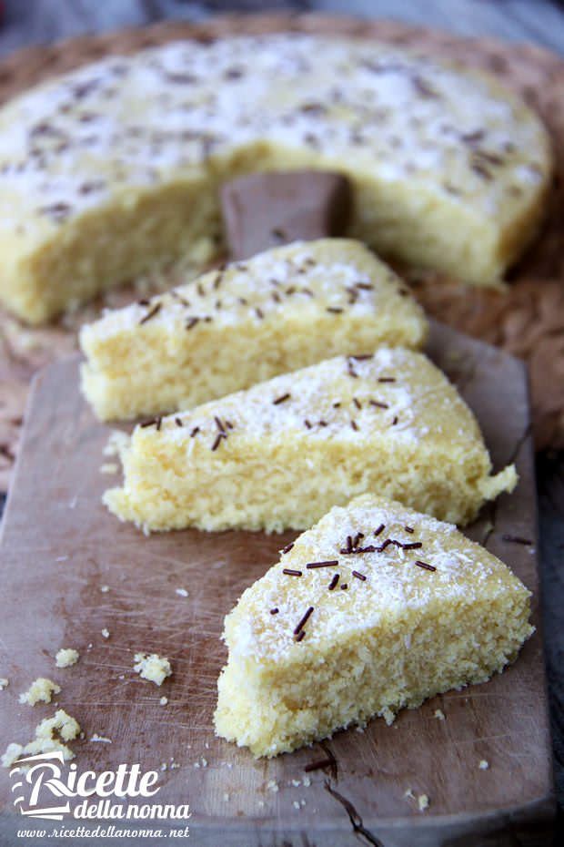 Torta semola cocco ricetta e foto