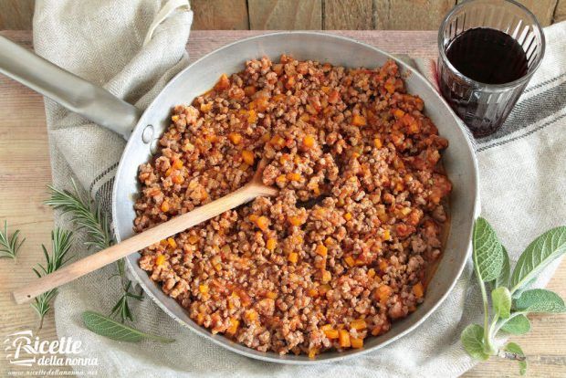 Ragù alla bolognese ricetta e foto