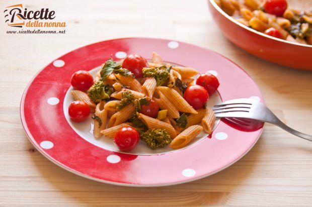 pasta integrale con cime di rapa