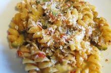 Fusilli all’ ortolana e formaggio di fossa