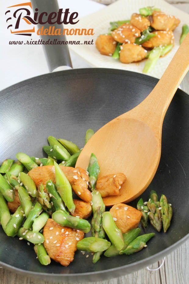 Foto pollo light agli asparagi