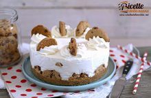 Cheesecake con i cookies al cioccolato