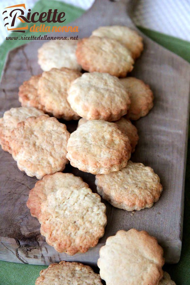 Biscotti secchi light ricetta e foto