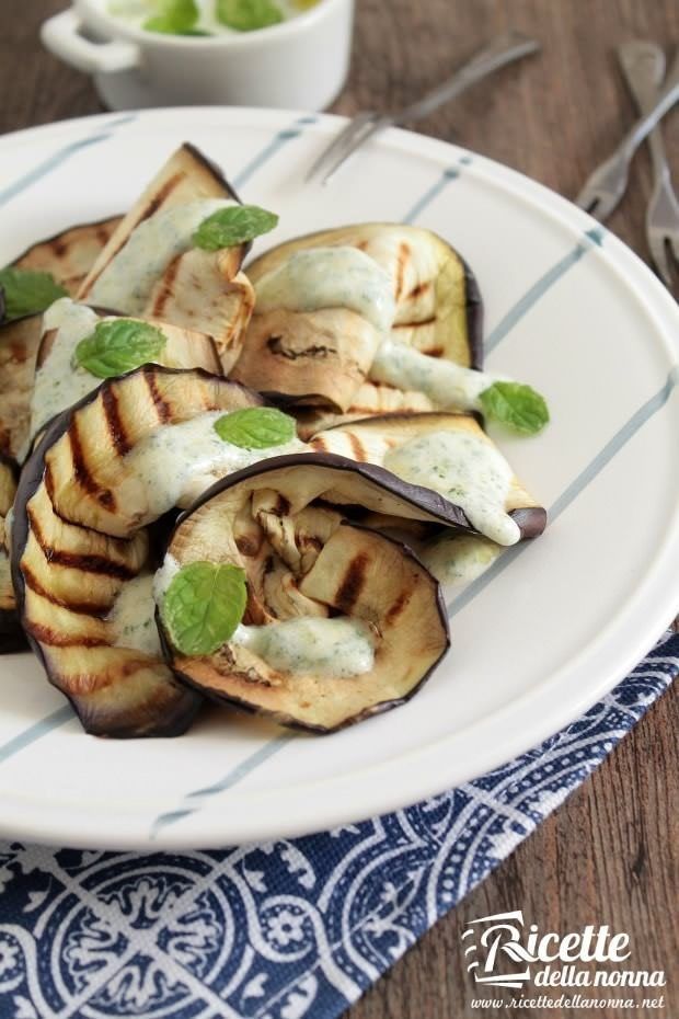 Carpaccio light di melanzane con menta ricetta e foto