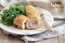 Involtini di pollo con sottilette e mortadella