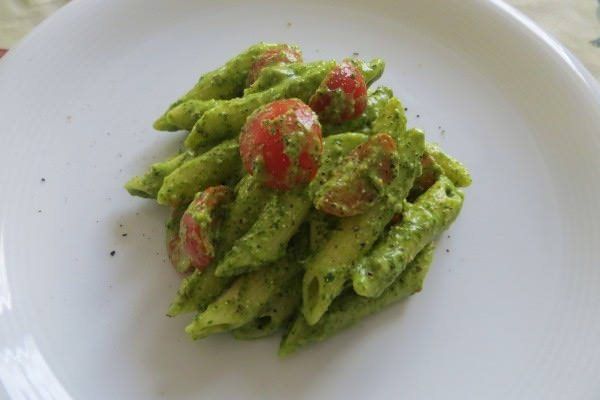 penne rucola e nocciole