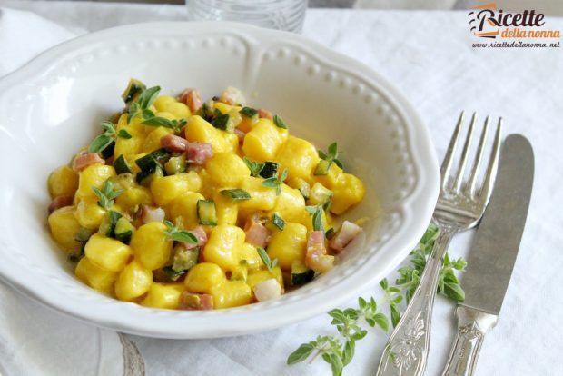 Gnocchi zucchine e zafferano