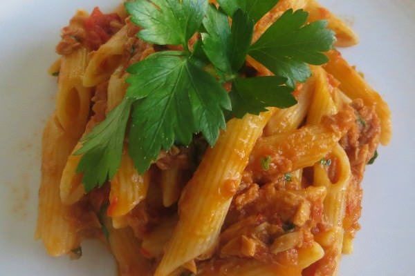 Penne tonno e Pachino