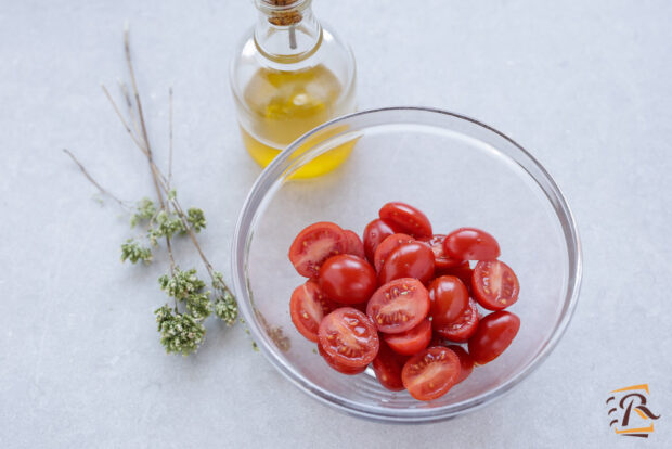 Preparazione focaccia barese