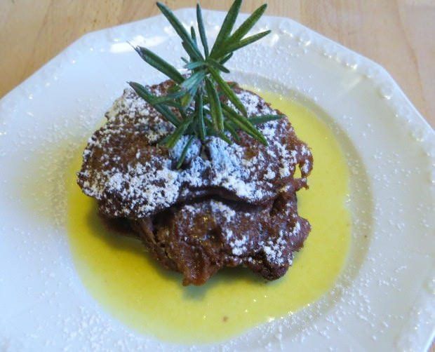 Frittelle di farina di castagne mela annurca e pinoli ricetta e foto