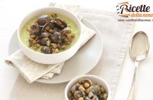 Zuppa di vongole e cicerchie su vellutata di sedano rapa