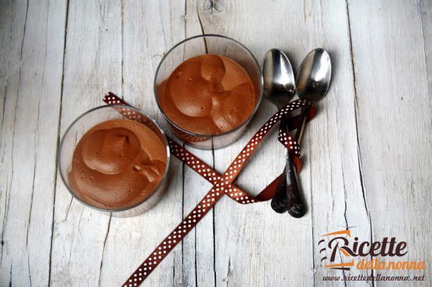 Mousse al cioccolato ricetta e foto