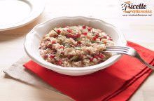 Risotto alla melagrana, un piatto autunnale cremoso con sorprese fruttate