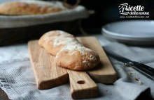 Ciabattine della nonna fatte in casa, sapori di una volta