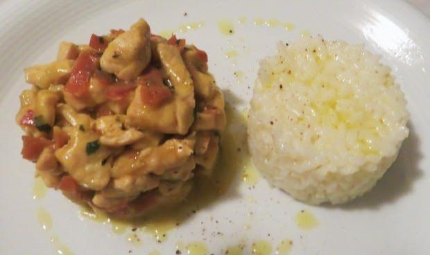 Pollo al curry speck e verdure ricetta e foto