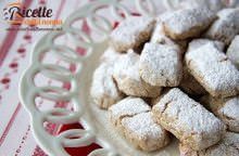 Ricciarelli di Siena, un viaggio nel gusto tra mandorle e arancia in un classico toscano