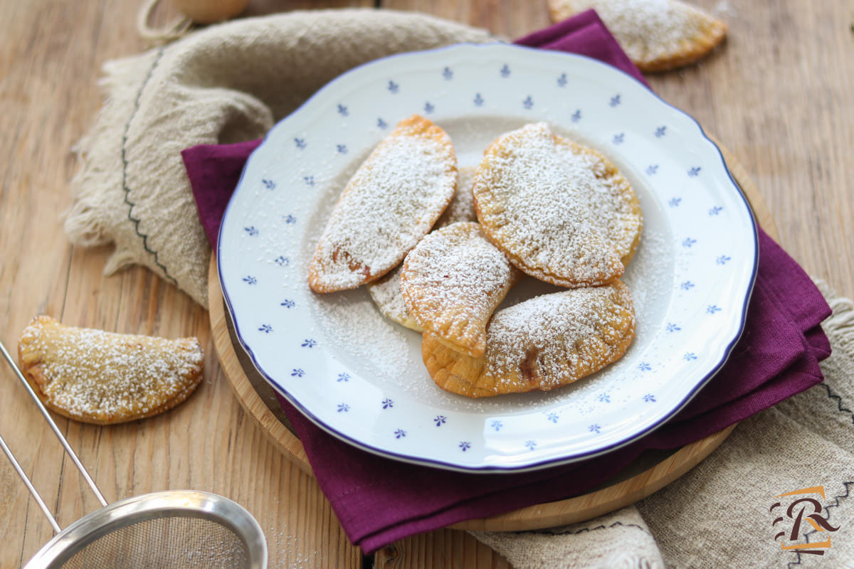 ravioli dolci con ricotta fritti