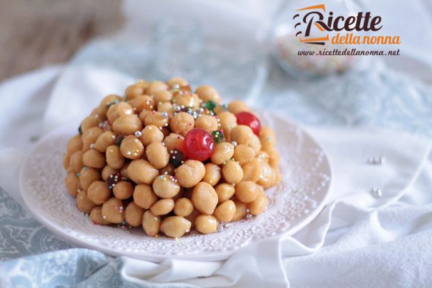 Struffoli napoletani ricetta e foto