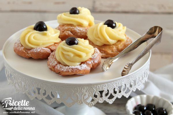 Zeppole napoletane di San Giuseppe