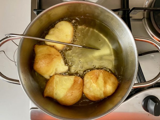 Preparazione bignè di San Giuseppe