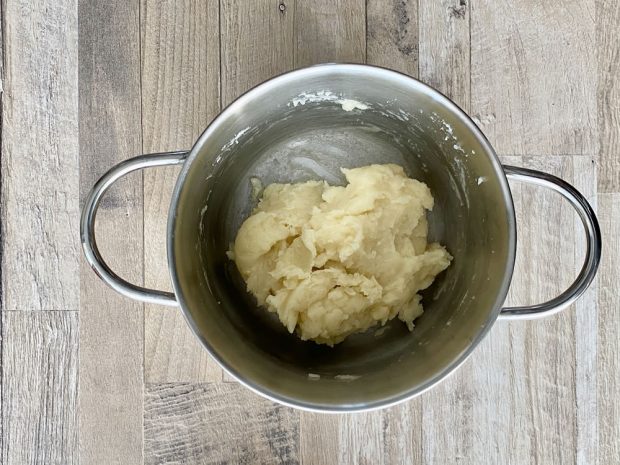 Preparazione bignè di San Giuseppe