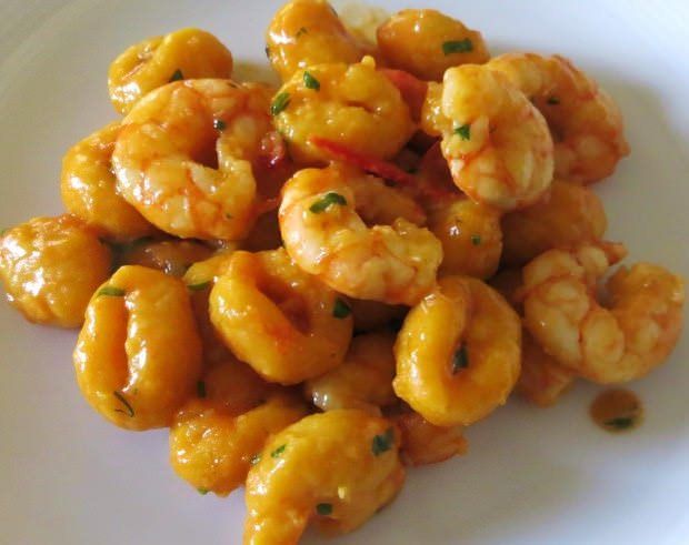 Gnocchi di zucca con ragù di gamberi piccante ricetta e foto