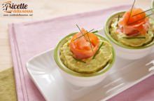 Antipasto di avocado e salmone, un piacevole inizio per ogni occasione speciale