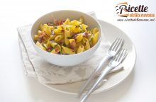 Pasta zucchine e speck