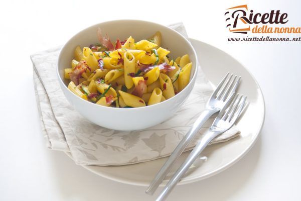 Pasta zucchine e speck