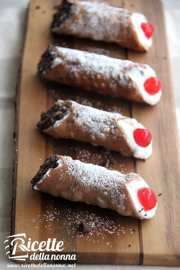 Cannoli Siciliani, la ricetta tradizionale per farli in casa