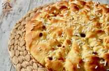 Focaccia della Befana, chi troverà il regalo portafortuna?