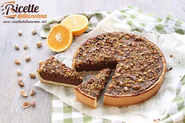 Crostata al cioccolato, pistacchi e arancia