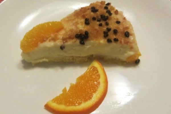 Torta cremosa di arancia e cannella