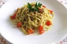 Spaghetti ai porri, nocciole e parmigiano