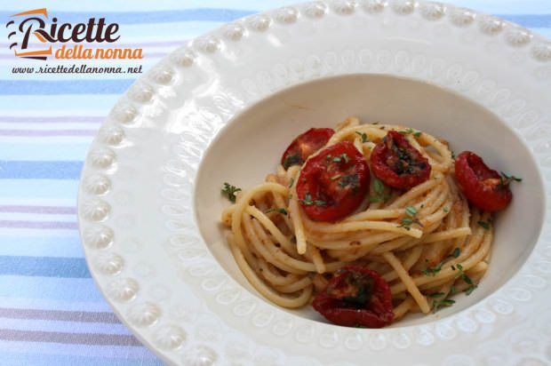 Spaghetti pomodorini infornati